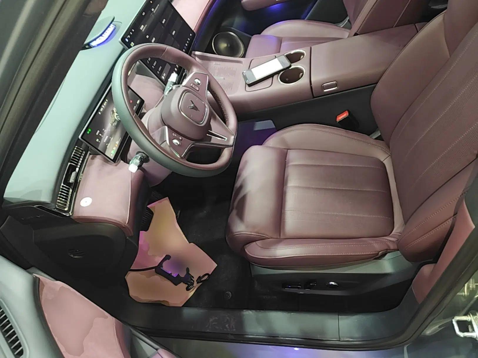 VOYAH FREE 2025 Model FREE+ Four-Wheel-Drive Qiankun Edition — миниатюра 17