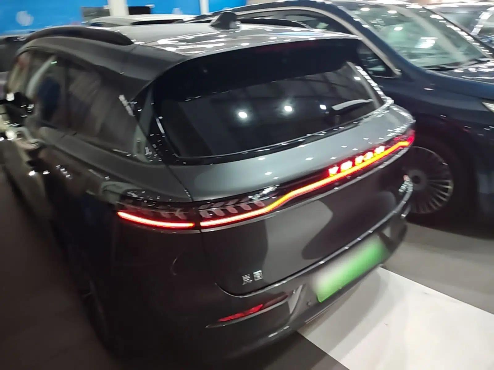 VOYAH FREE 2025 Model FREE+ Four-Wheel-Drive Qiankun Edition — миниатюра 4