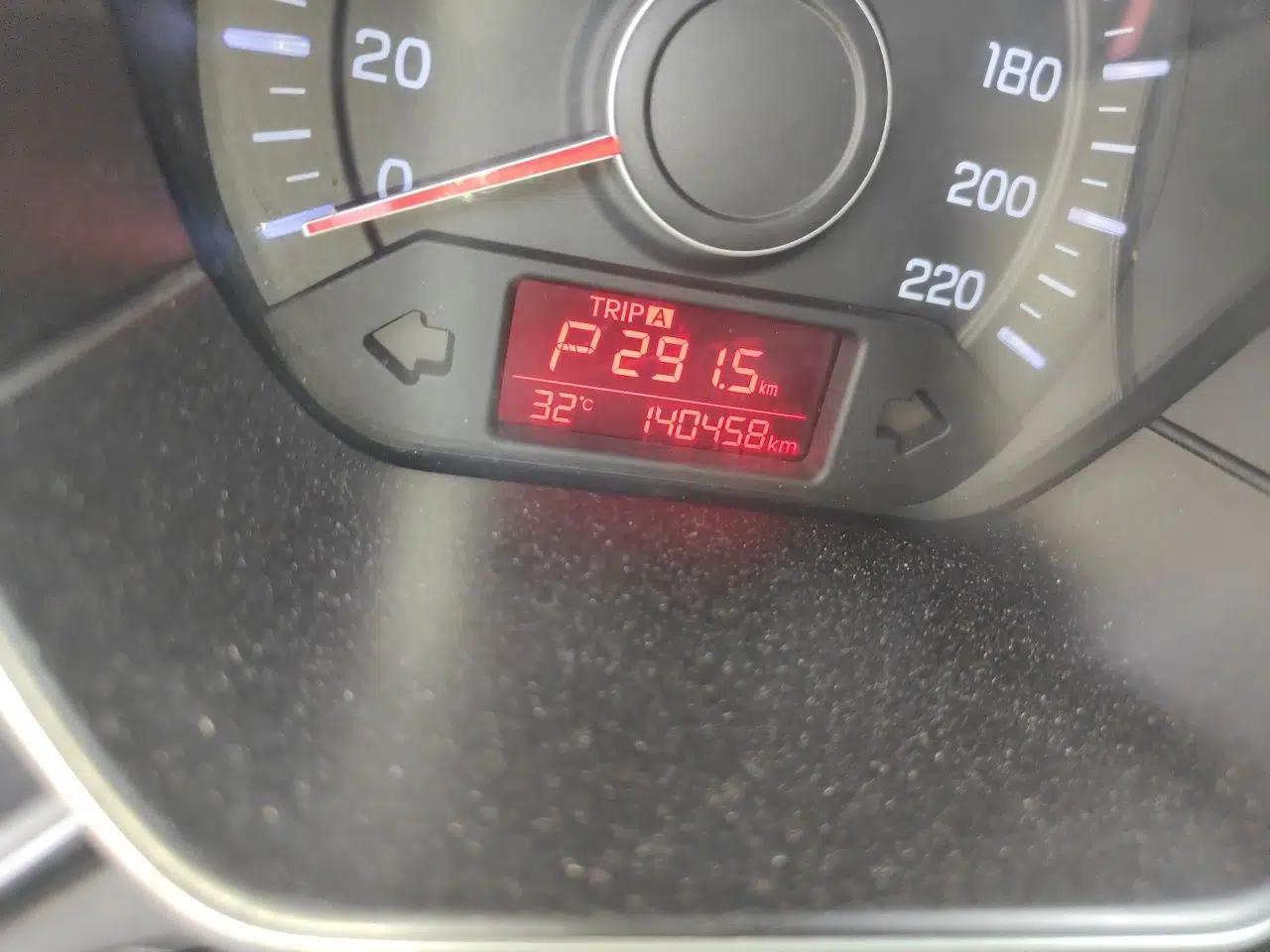 Kia K2 2015 Sedan 1.4L Automatic GLS — миниатюра 12