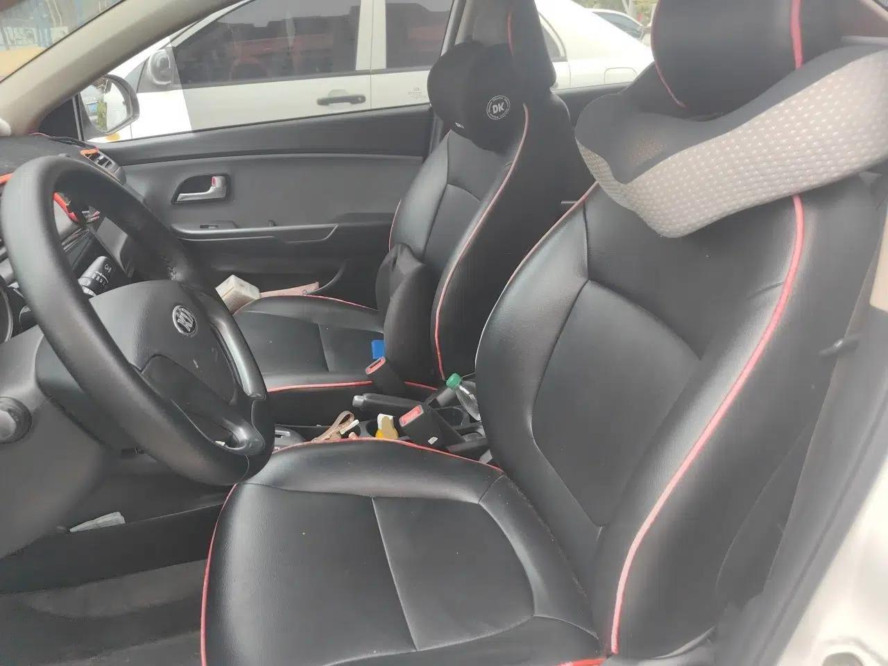 Kia K2 2015 Sedan 1.4L Automatic GLS — миниатюра 15