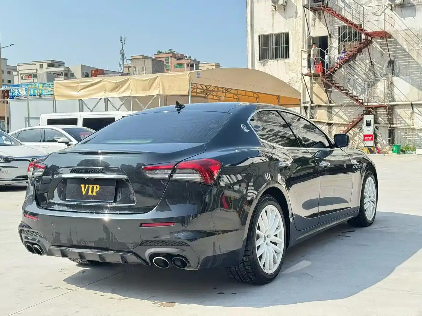 2014 Ghibli 3.0T Standard Edition — миниатюра 6