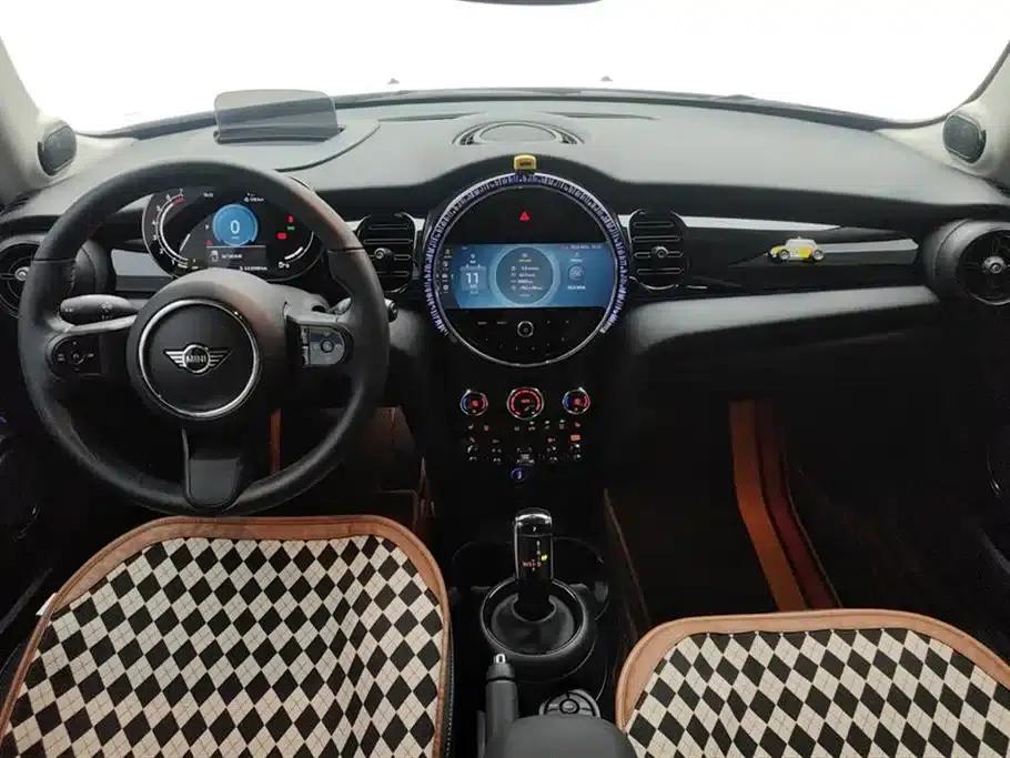 MINI 2022 1.5T COOPER Artist — миниатюра 12