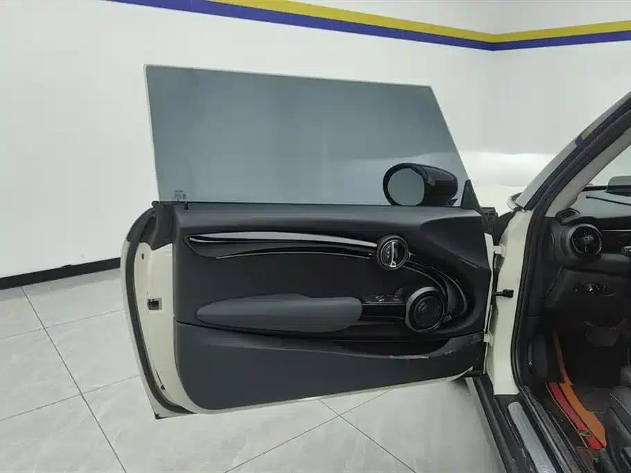 MINI 2022 1.5T COOPER Artist — миниатюра 7