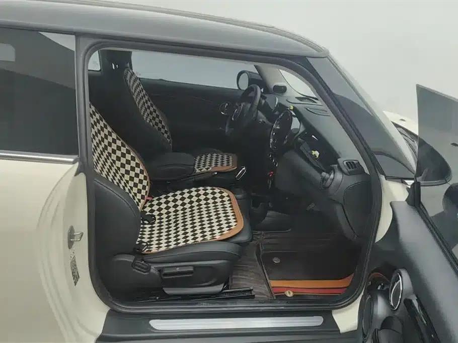 MINI 2022 1.5T COOPER Artist — миниатюра 8