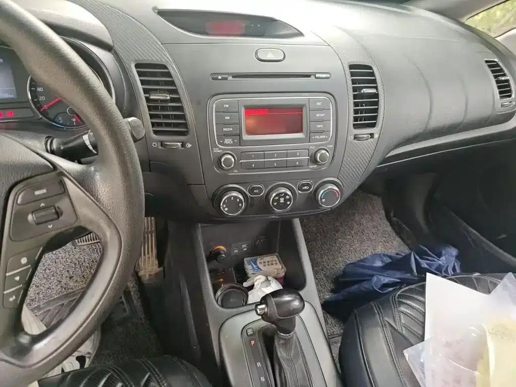 Kia K3 2015 1.6L Automatic GL — миниатюра 6
