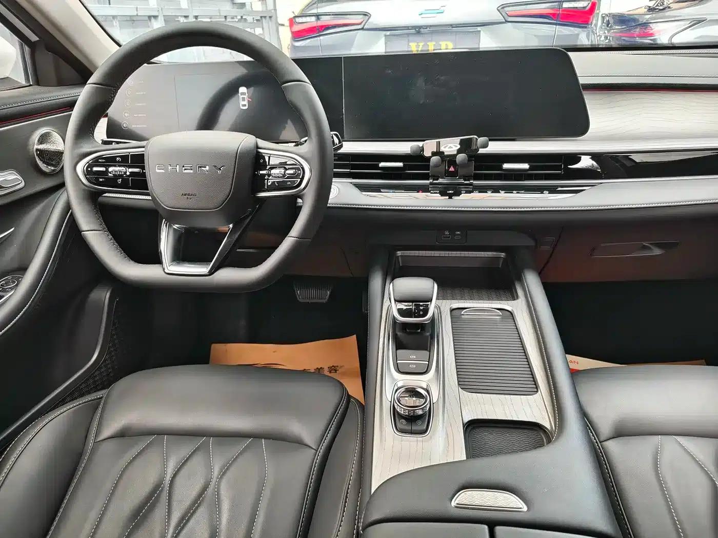 Chery Arrizo 8 2023 1.6T DCT (Standard) — миниатюра 3
