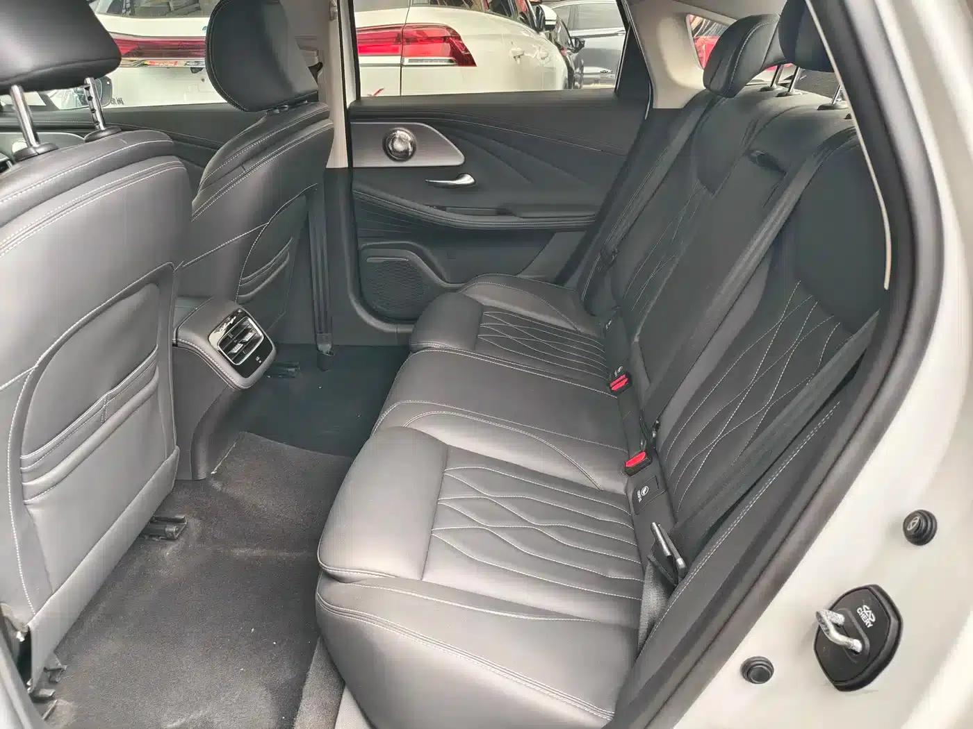 Chery Arrizo 8 2023 1.6T DCT (Standard) — миниатюра 10
