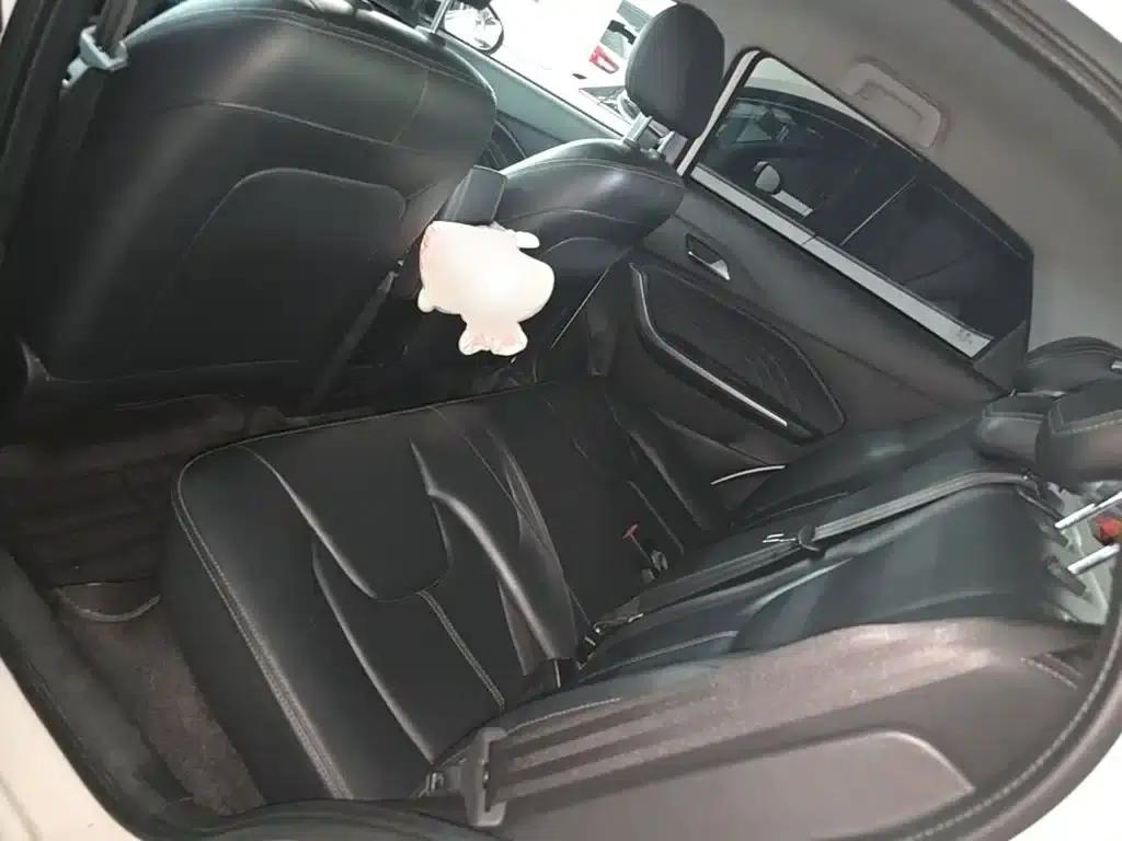 Chery Tiggo 3x 2021 PLUS 1.5L CVT Enjoyable Red Date Edition — миниатюра 17