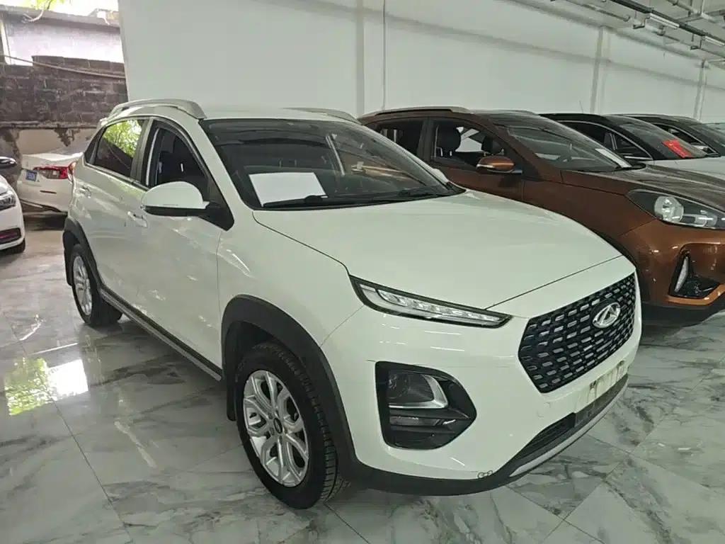 Chery Tiggo 3x 2021 PLUS 1.5L CVT Enjoyable Red Date Edition — миниатюра 4