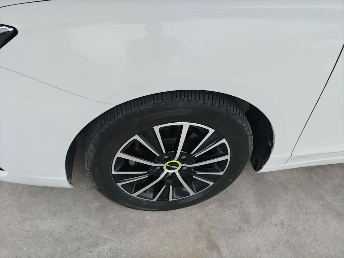 Roewe i5 2021 1.5L CVT Diamond Edition — миниатюра 15