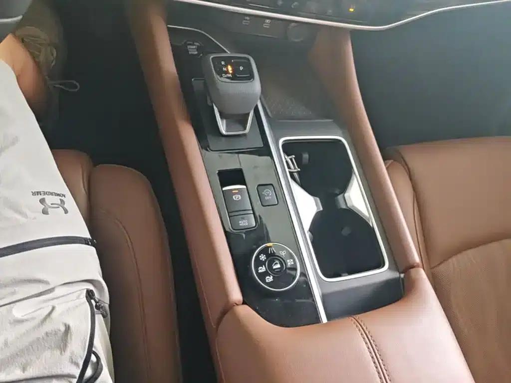 2024 Volkswagen Land Cruiser 380VC-TURBO 4WD Supreme Edition (6-seater) — миниатюра 21