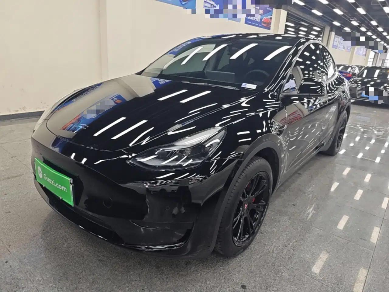 Tesla Model Y 2022 Rear-Wheel-Drive Version — миниатюра 1
