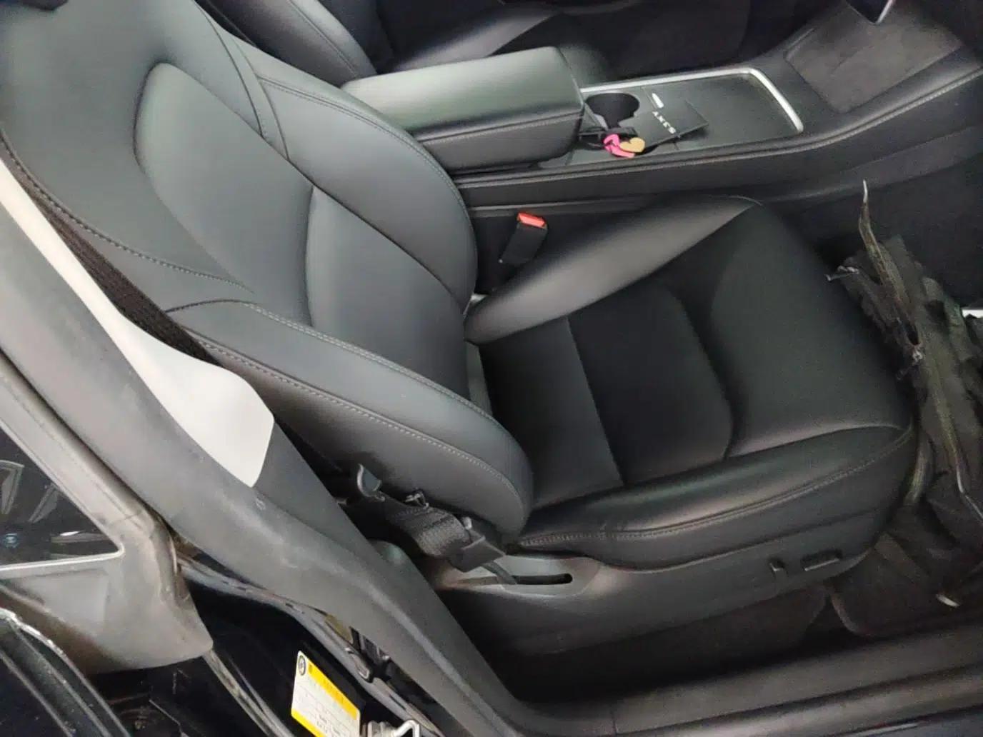 Tesla Model Y 2022 Revised Version Long-Range All-Wheel Drive — миниатюра 19