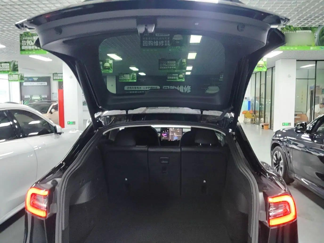 Tesla Model Y 2022 Revised Version Long-Range All-Wheel Drive — миниатюра 22