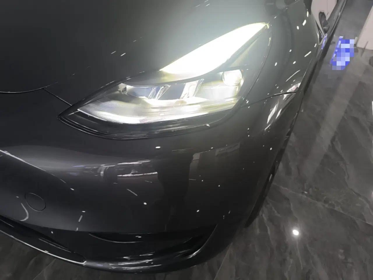 Tesla Model Y 2024 Rear-Wheel-Drive Version — миниатюра 8