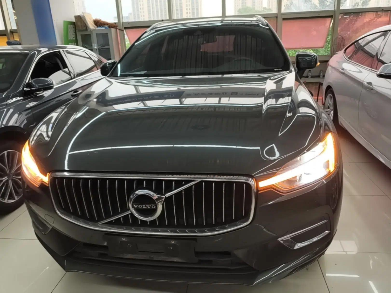 Volvo XC60 2021 T5 4x4 Smart Luxury Edition — миниатюра 2