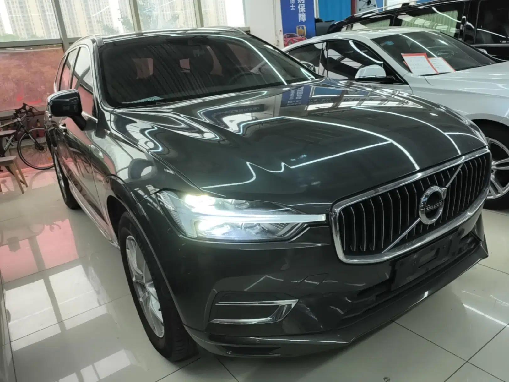 Volvo XC60 2021 T5 4x4 Smart Luxury Edition — миниатюра 3
