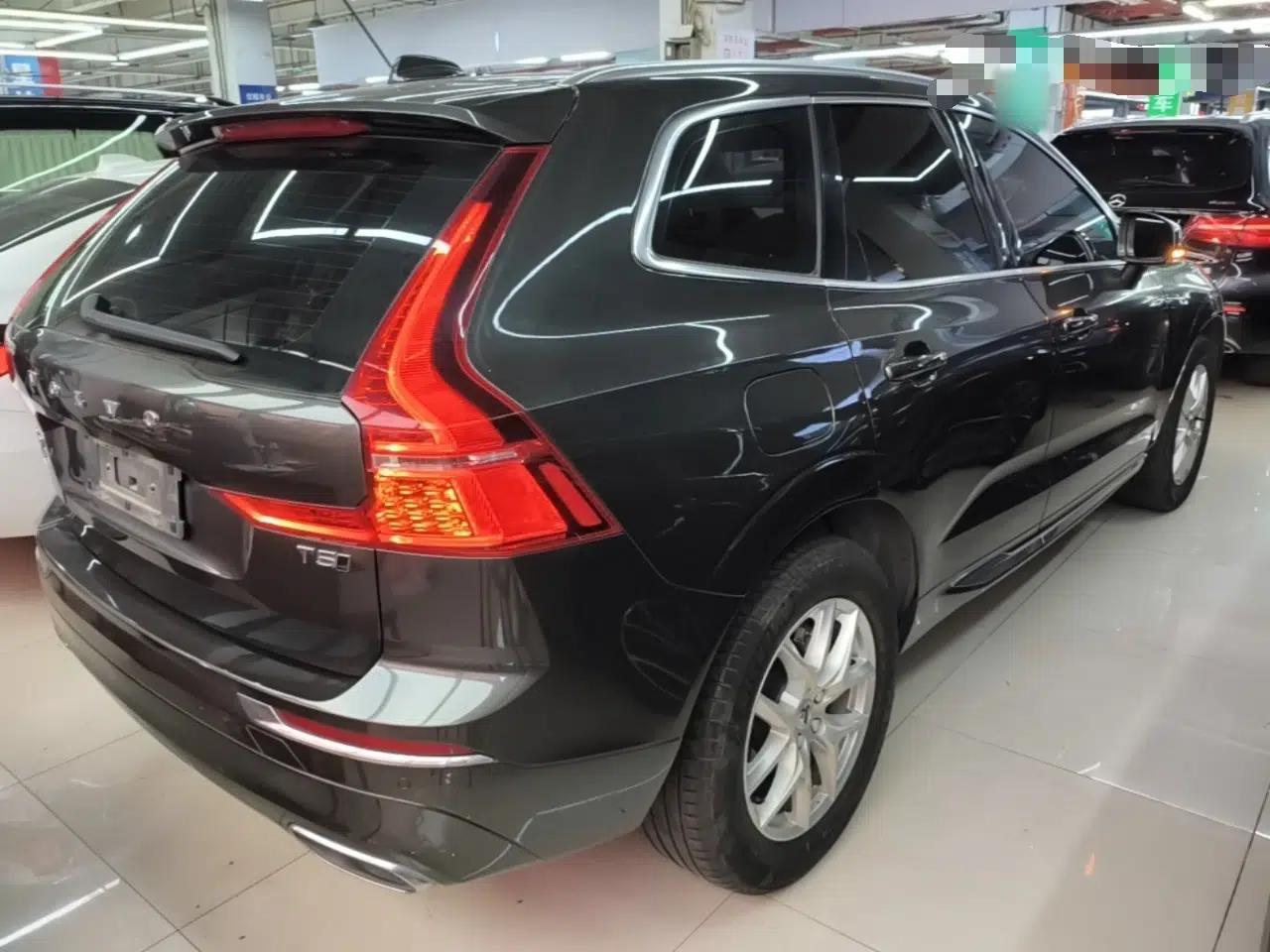 Volvo XC60 2021 T5 4x4 Smart Luxury Edition — миниатюра 6