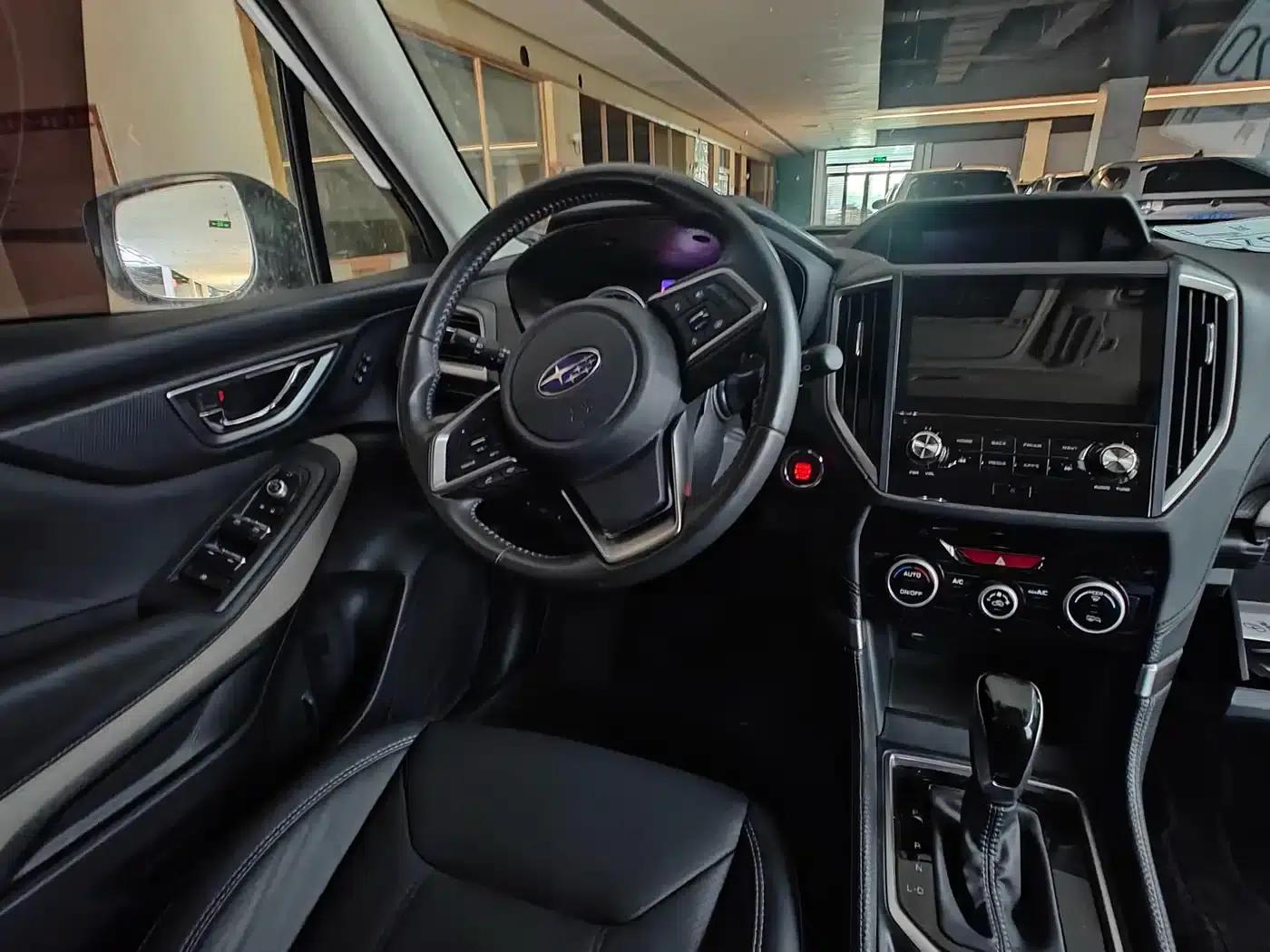 Forester 2022 2.0i AWD Luxury Edition EyeSight — миниатюра 8