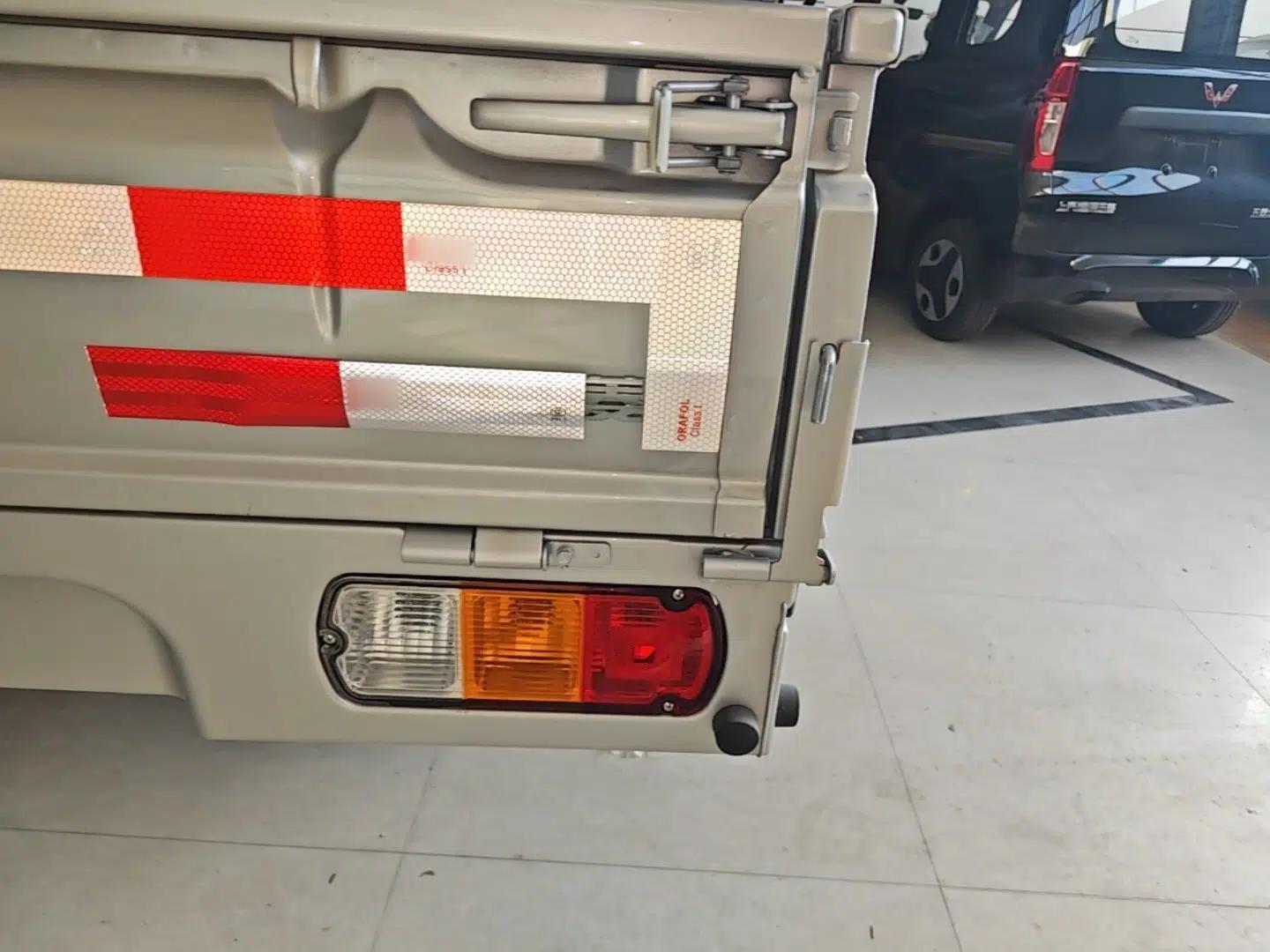 Wuling Rongguang Small Truck 2023 1.5L Single-Row Extended LAR — миниатюра 9