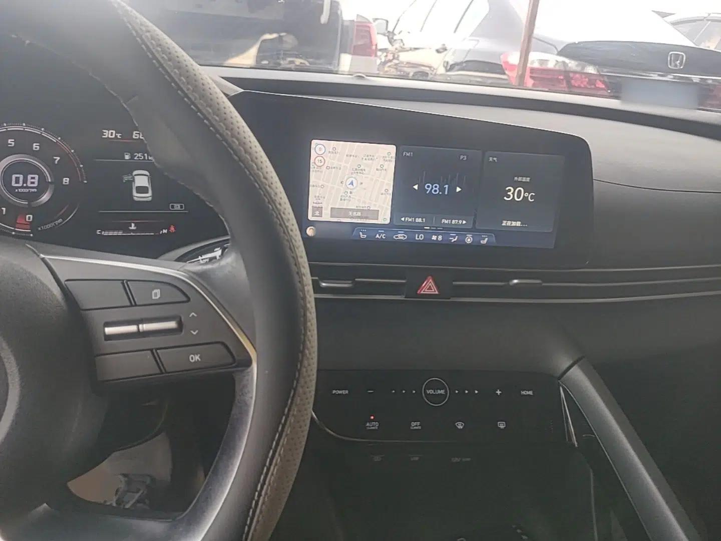Hyundai Elantra 2021 1.5L CVT GLX Elite Edition — миниатюра 12