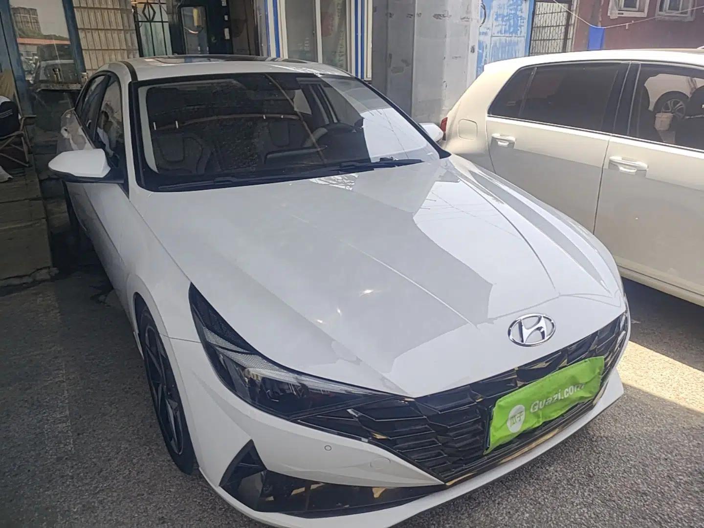 Hyundai Elantra 2021 1.5L CVT GLX Elite Edition — миниатюра 3