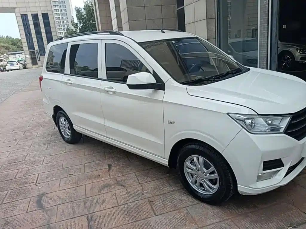 Wuling Hongguang 2019 1.5L S Standard Edition (National VI Emission Standard) LAR — миниатюра 4