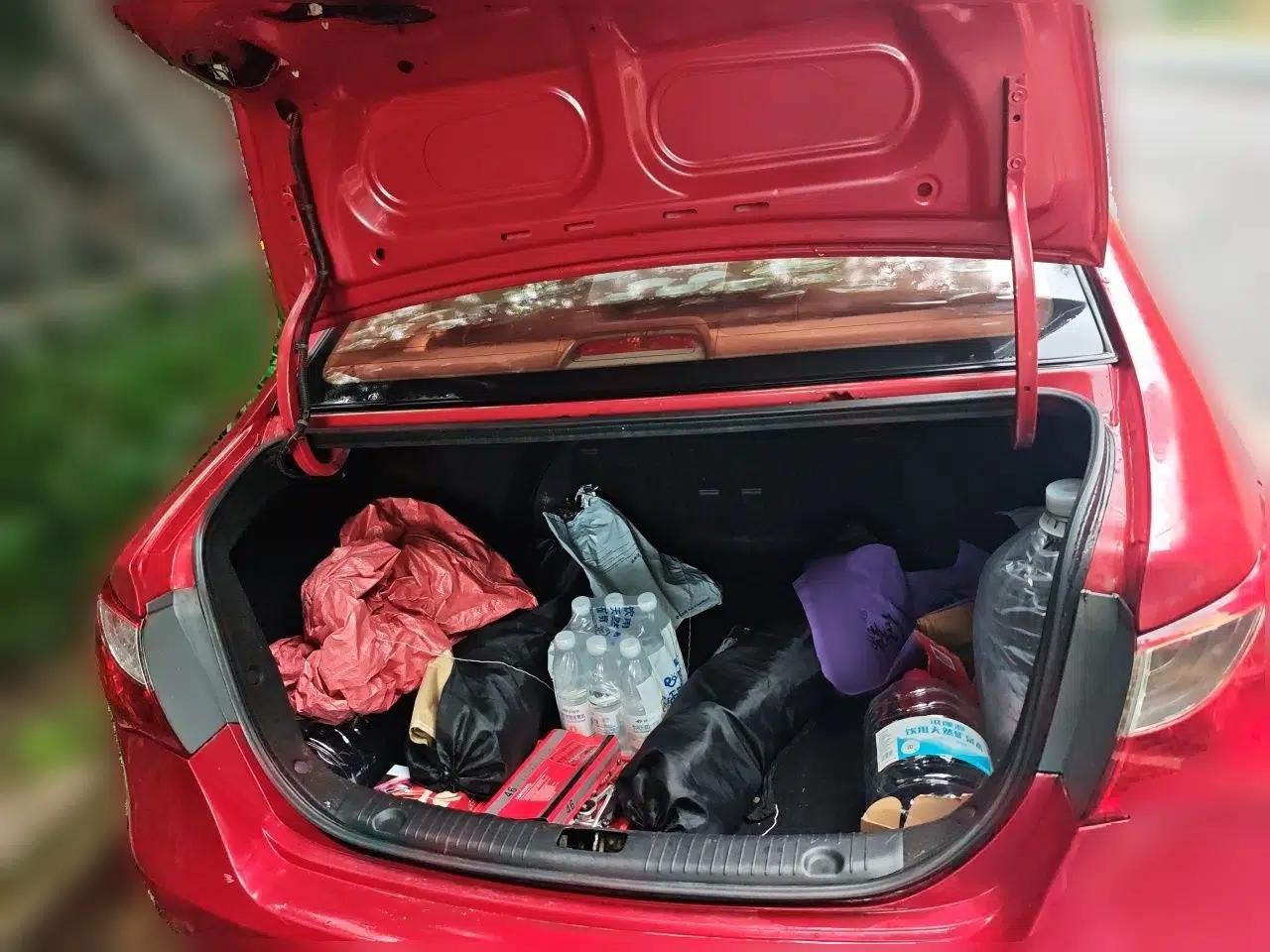 Hyundai Celesta 2015 1.6L Automatic Comfort Model — миниатюра 19