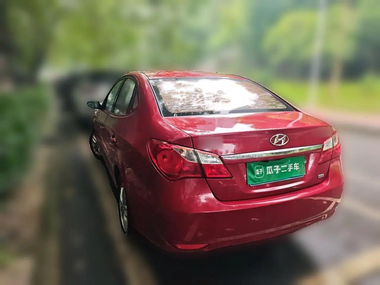 Hyundai Celesta 2015 1.6L Automatic Comfort Model — миниатюра 4
