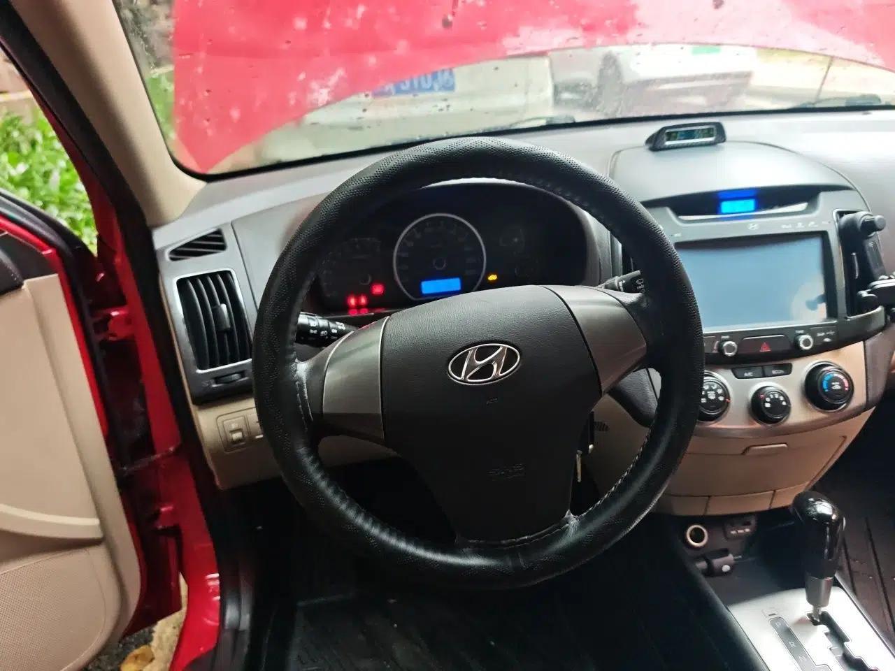 Hyundai Celesta 2015 1.6L Automatic Comfort Model — миниатюра 10