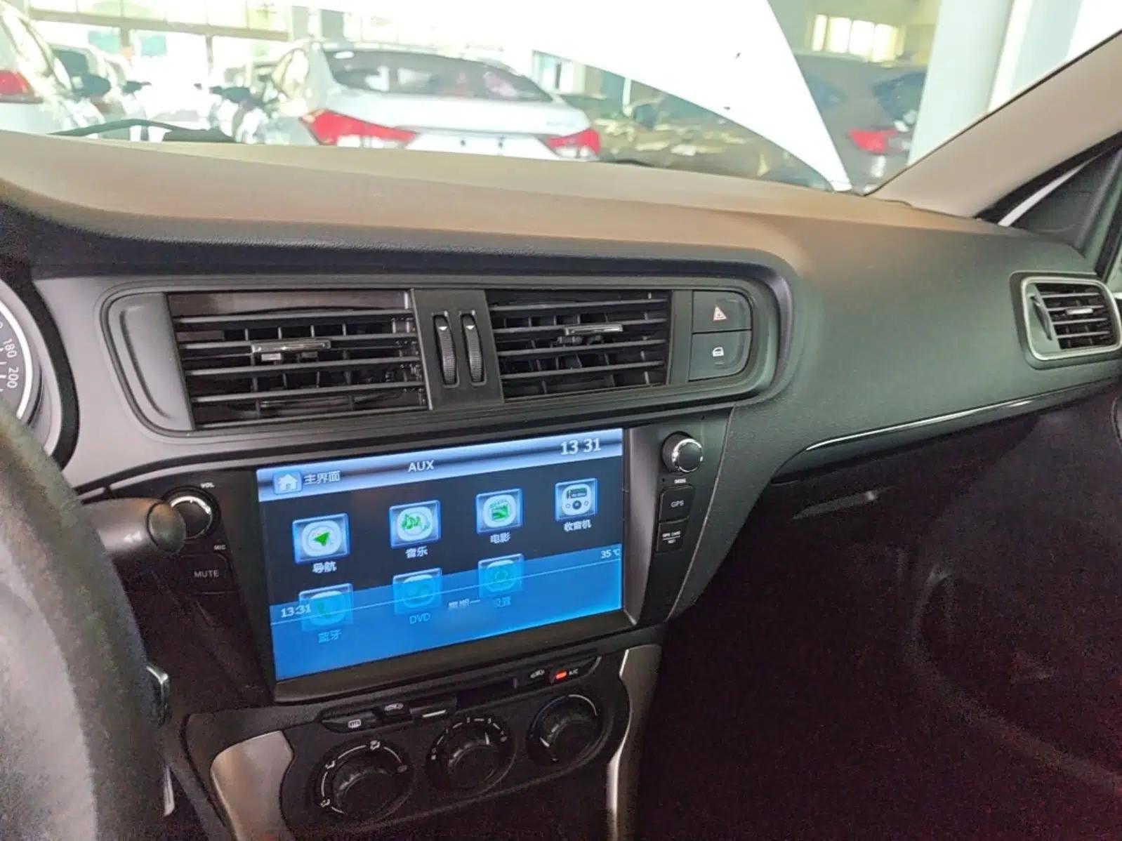 Citroen C3-XR 2015 1.6L Automatic Fashion Model — миниатюра 12