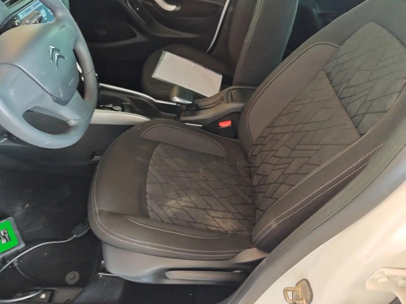 Citroen C3-XR 2015 1.6L Automatic Fashion Model — миниатюра 17