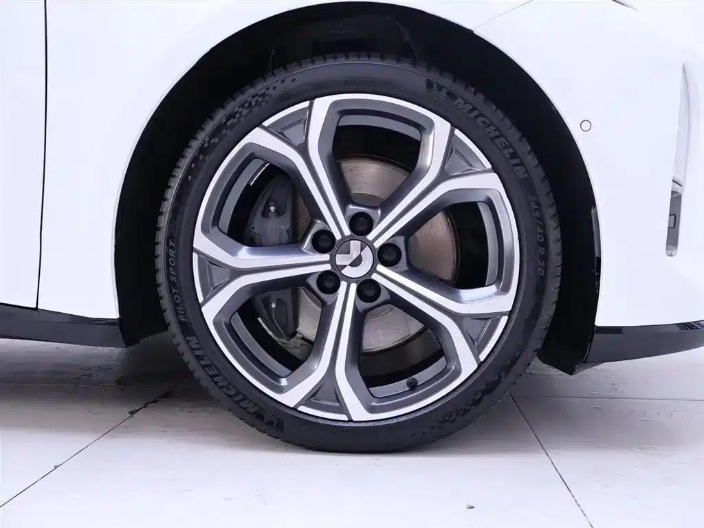 NIO ET5 2025 model 75kWh — миниатюра 6