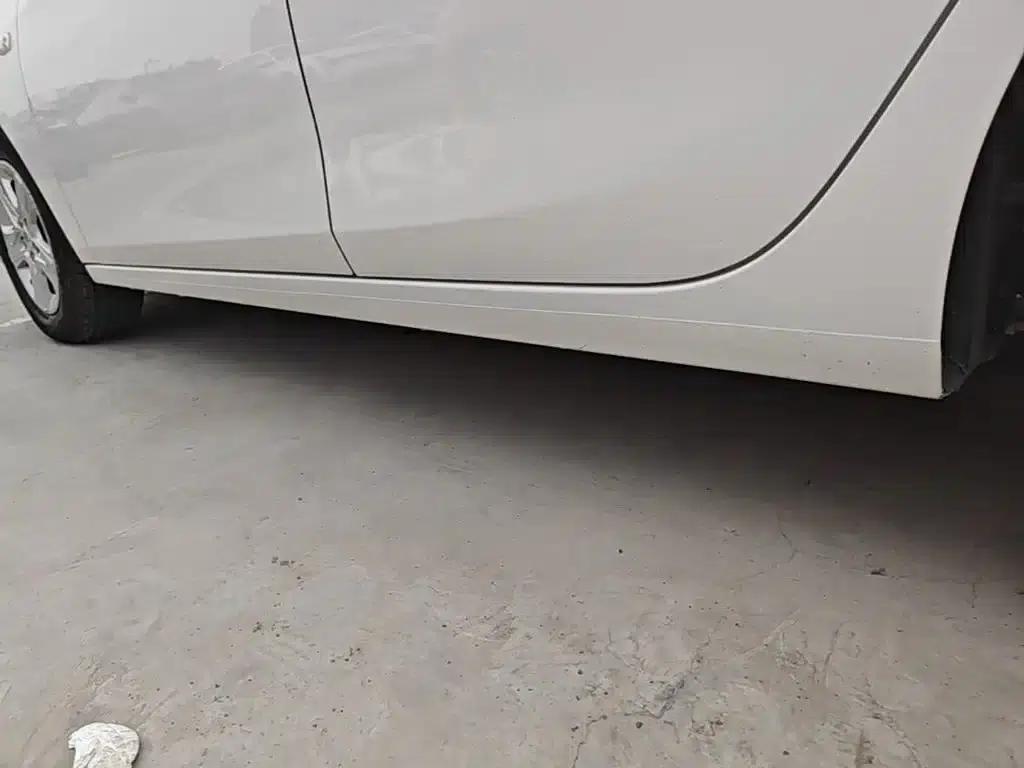 Chevrolet Cruze 2019 320 Automatic Sunroof Edition — миниатюра 22