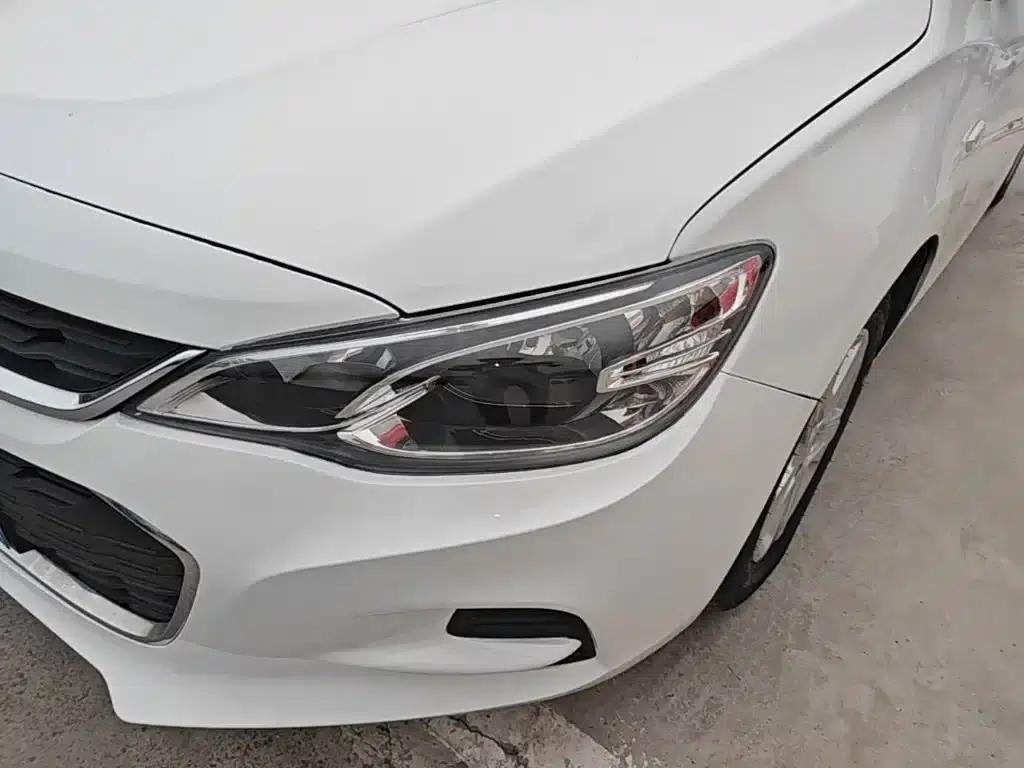 Chevrolet Cruze 2019 320 Automatic Sunroof Edition — миниатюра 24