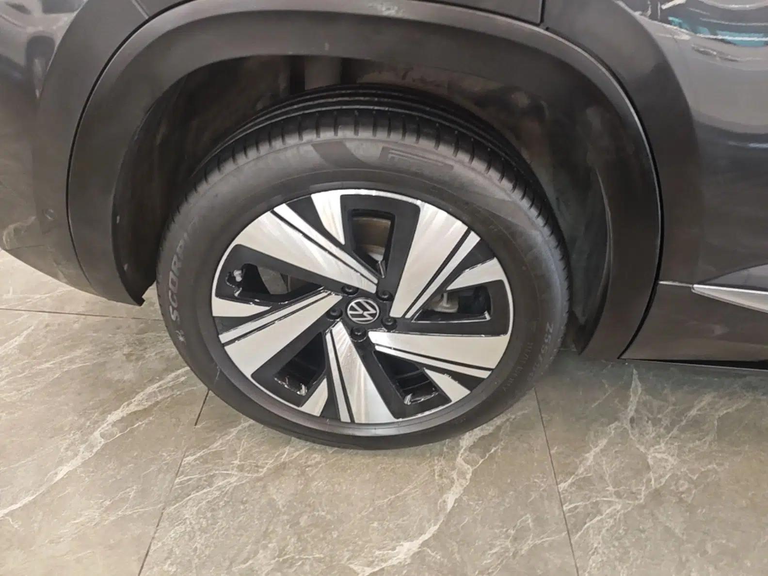 Volkswagen Teramont X 2021 380TSI Four-Wheel Drive Luxury Edition — миниатюра 11