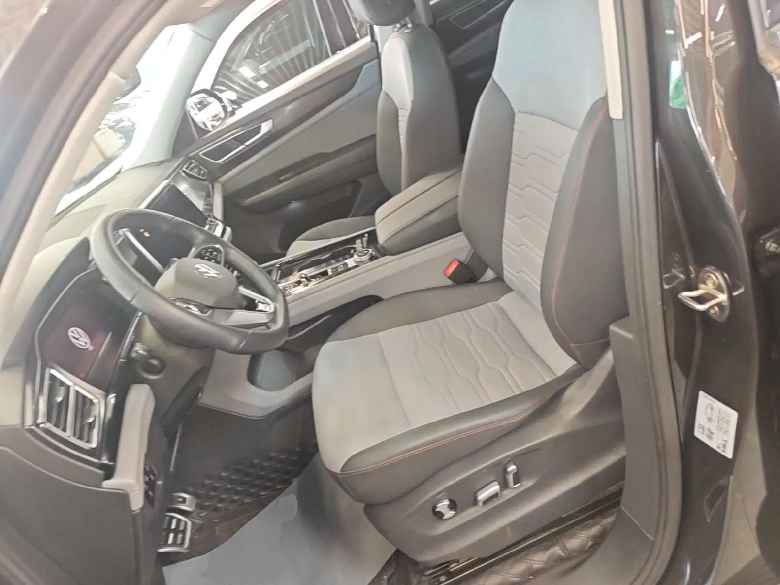 Volkswagen Teramont X 2021 380TSI Four-Wheel Drive Luxury Edition — миниатюра 17
