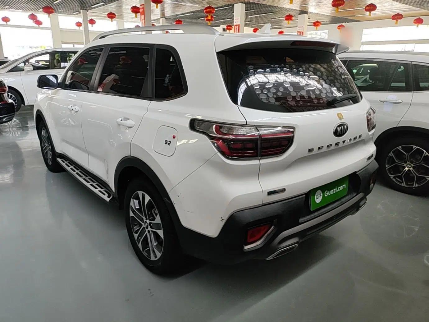 Kia Sportage R 2019 2.0L Automatic Smart Luxury Edition — миниатюра 4