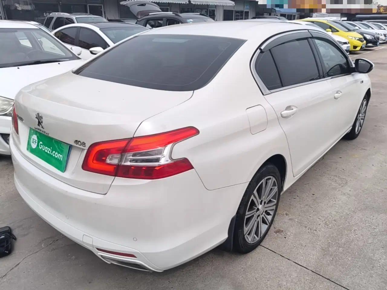Peugeot 408 2016 1.6T Automatic Luxury Edition — миниатюра 6