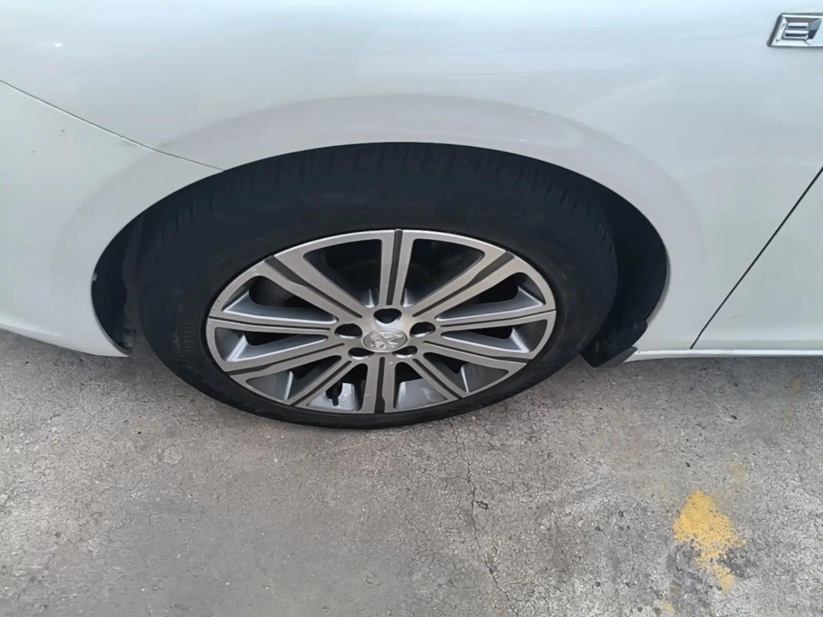 Peugeot 408 2016 1.6T Automatic Luxury Edition — миниатюра 10