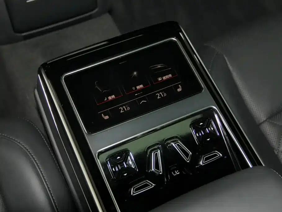 2023 Audi A8 A8L 50 TFSI quattro Premium Edition — миниатюра 20