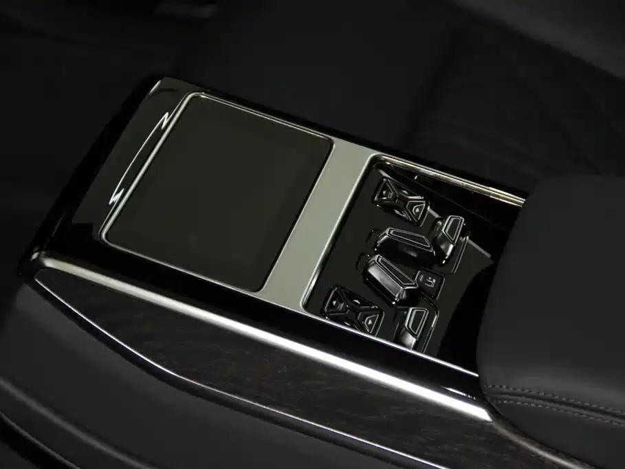 2023 Audi A8 A8L 50 TFSI quattro Premium Edition — миниатюра 21