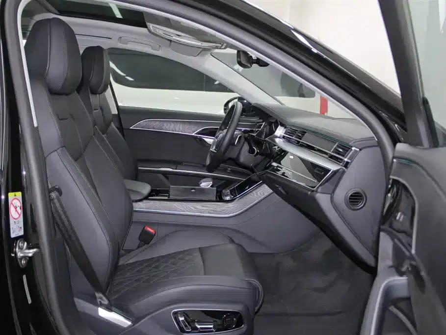 2023 Audi A8 A8L 50 TFSI quattro Premium Edition — миниатюра 10