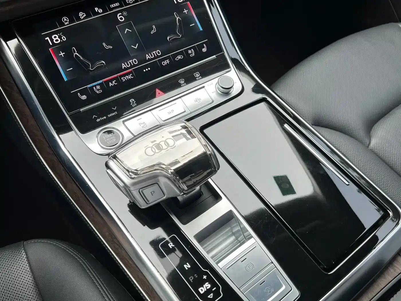 Audi Q7 2023 45 TFSI quattro S line Sport — миниатюра 15