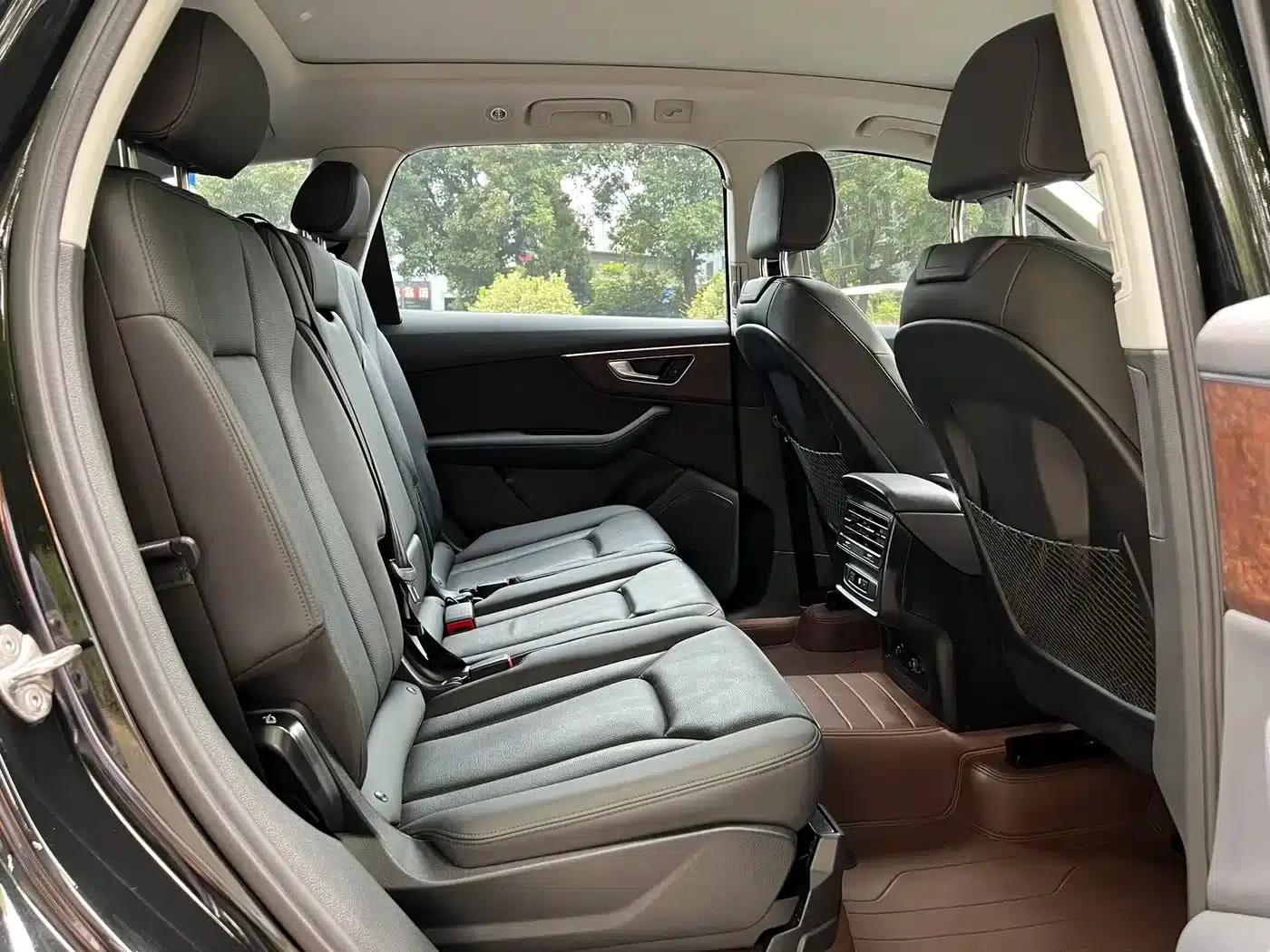 Audi Q7 2023 45 TFSI quattro S line Sport — миниатюра 10