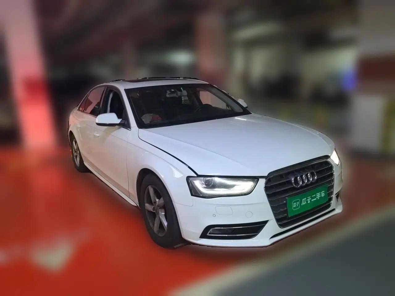 Audi A4L 2015 30 TFSI Automatic Comfort Model — миниатюра 3