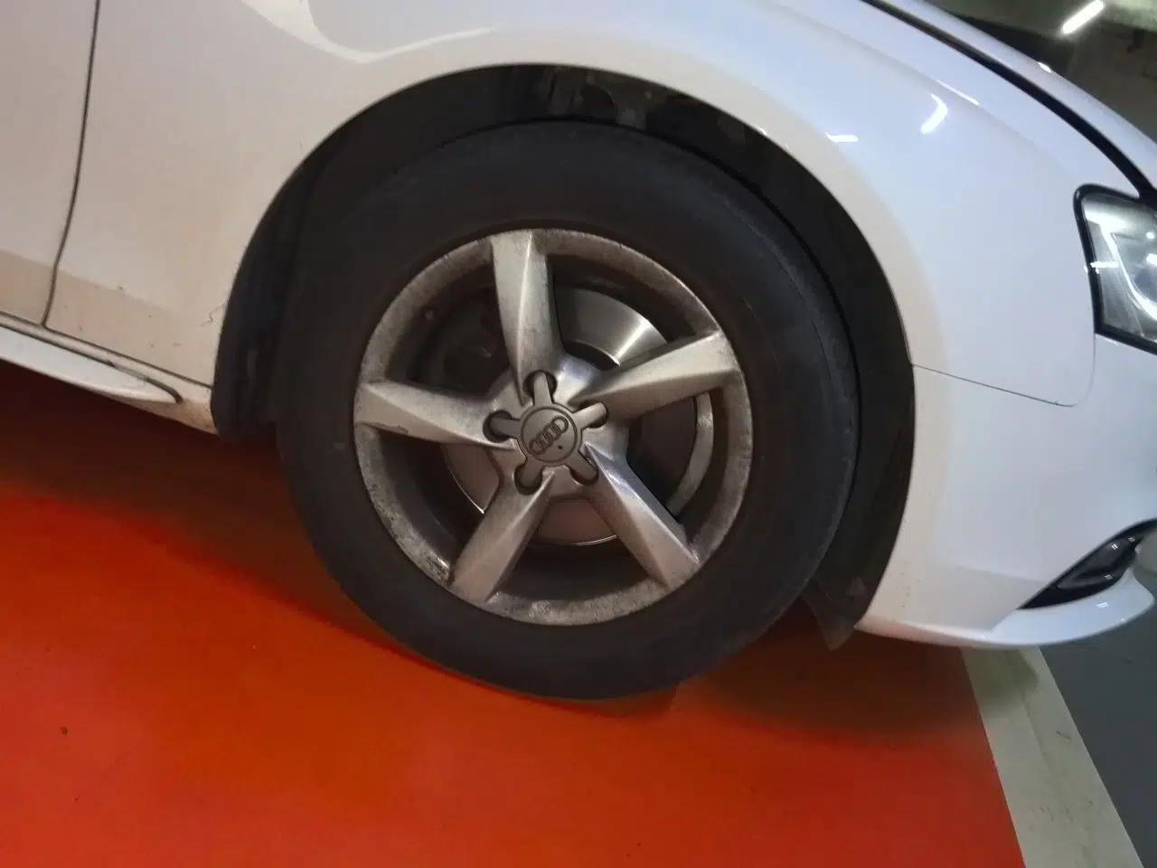 Audi A4L 2015 30 TFSI Automatic Comfort Model — миниатюра 8