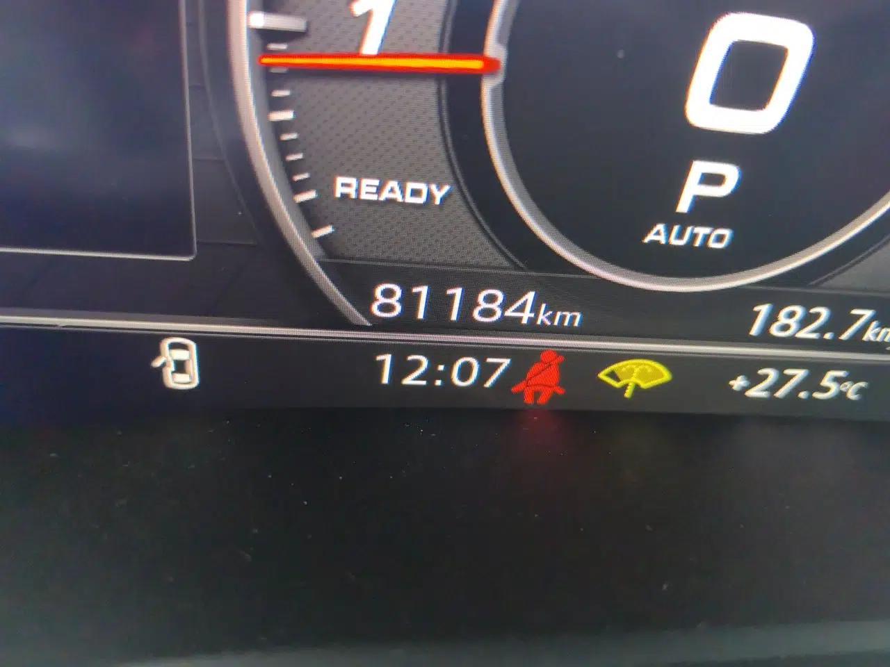 Audi A4 2020 Avant Futurist 40 TFSI Luxury Dynamic Model — миниатюра 12