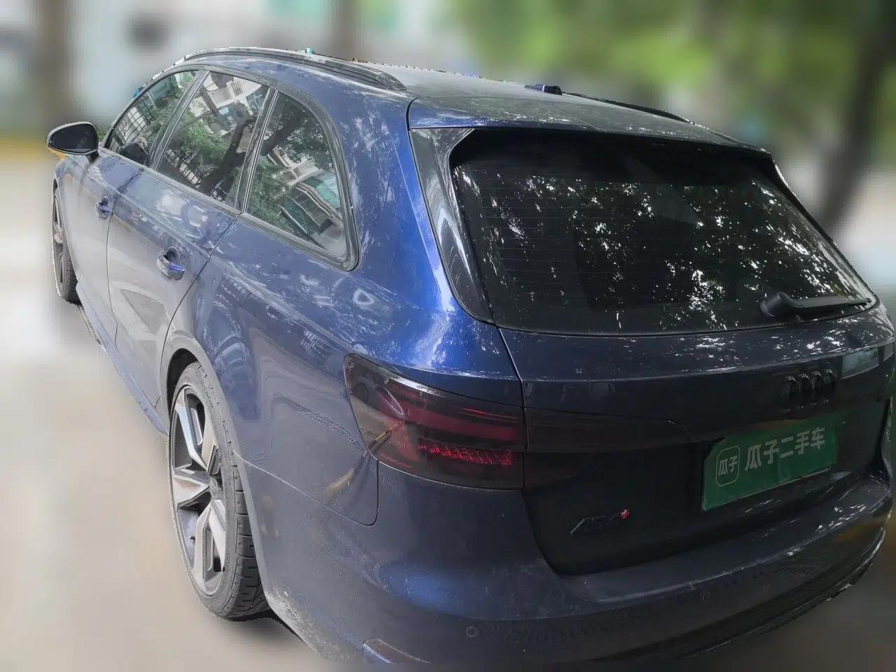 Audi A4 2020 Avant Futurist 40 TFSI Luxury Dynamic Model — миниатюра 4