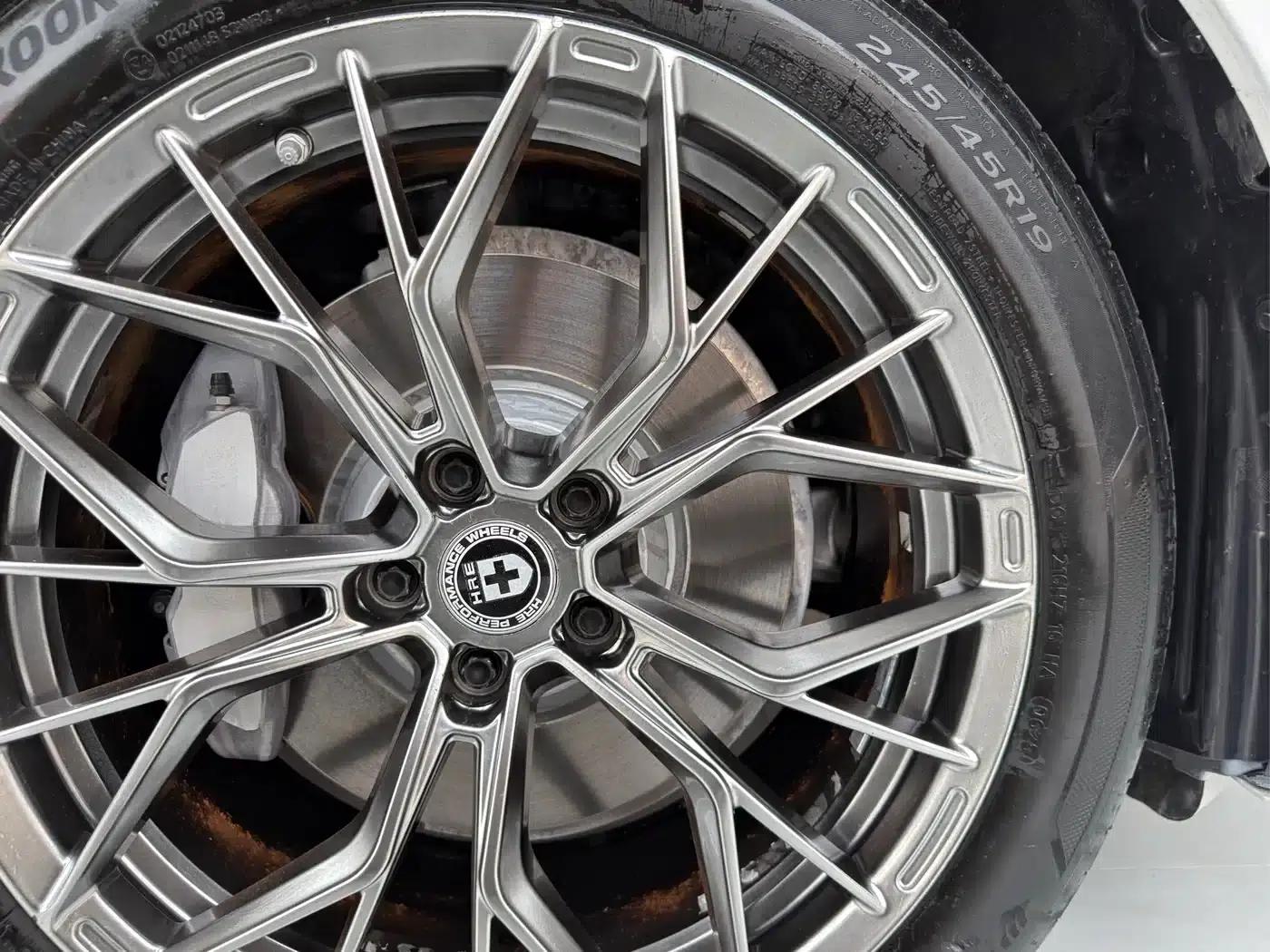 BMW i5 2025 eDrive 35L M Sport Package — миниатюра 13